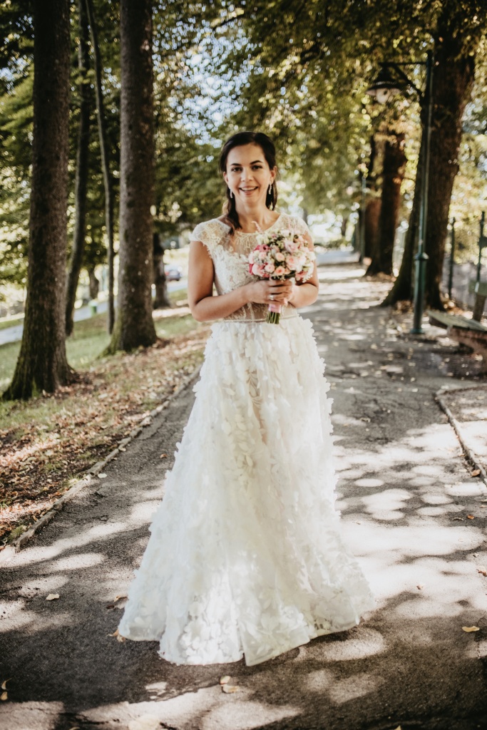 images/dear_brides/Braut_05_(1).jpg#joomlaImage://local-images/dear_brides/Braut_05_(1).jpg?width=683&height=1024