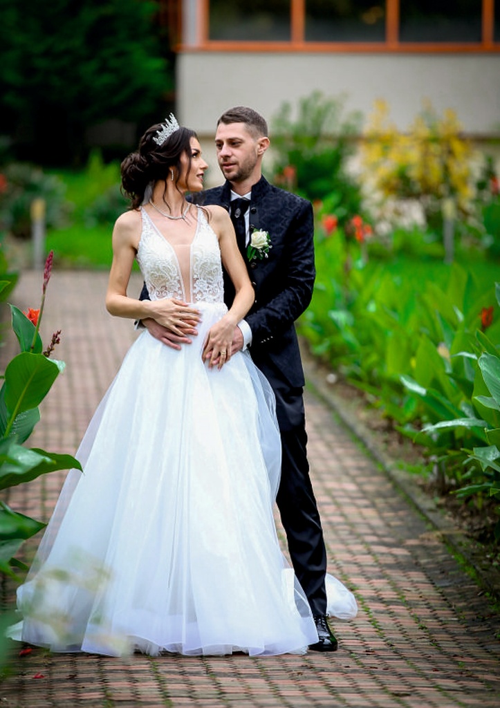 images/dear_brides/Braut_07_(1).jpg#joomlaImage://local-images/dear_brides/Braut_07_(1).jpg?width=723&height=1024